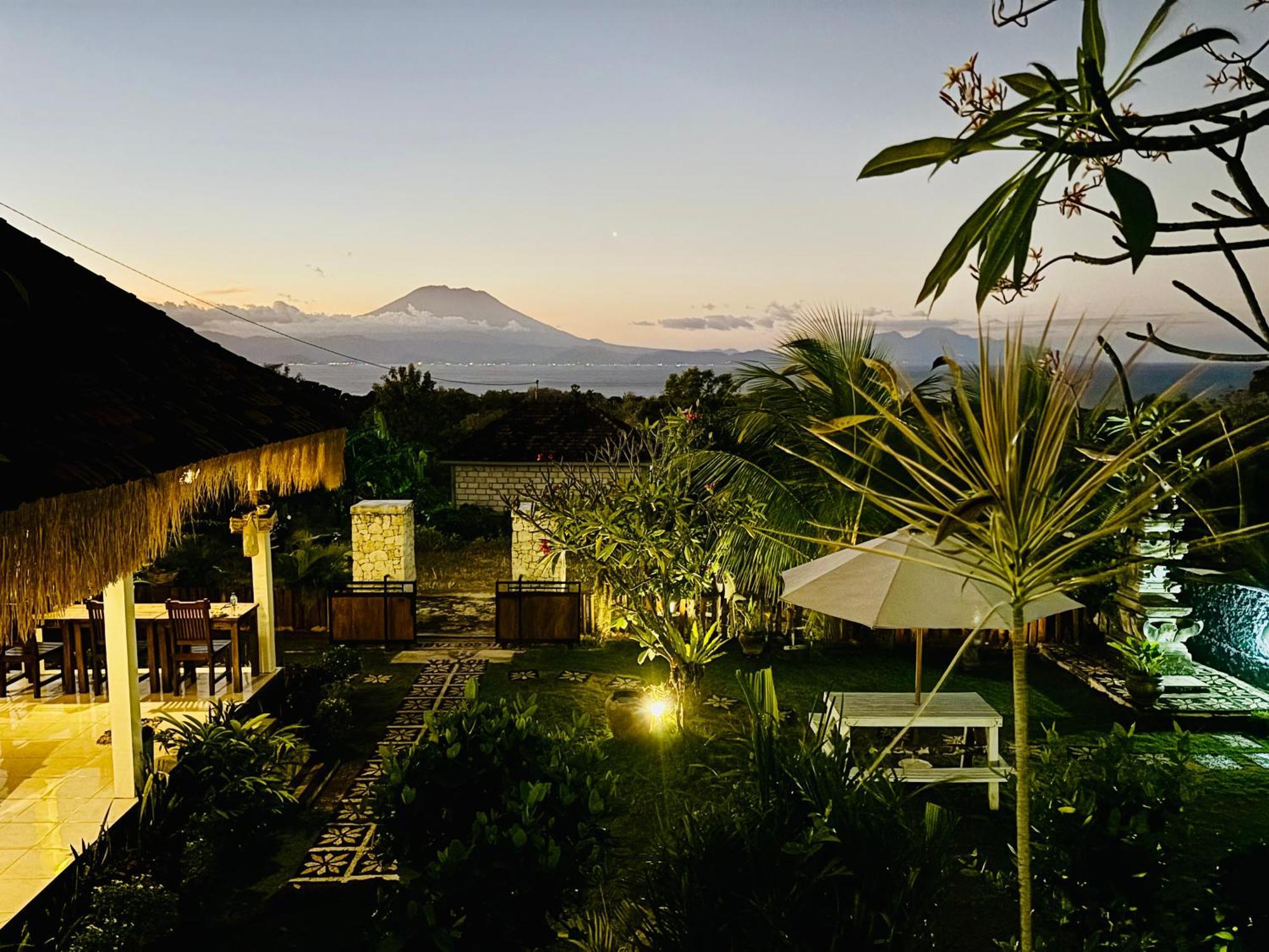 Hotra Hill Cottage Batununggul Buitenkant foto