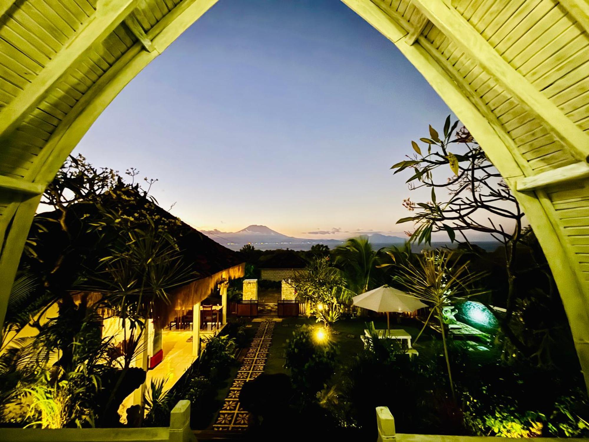 Hotra Hill Cottage Batununggul Buitenkant foto